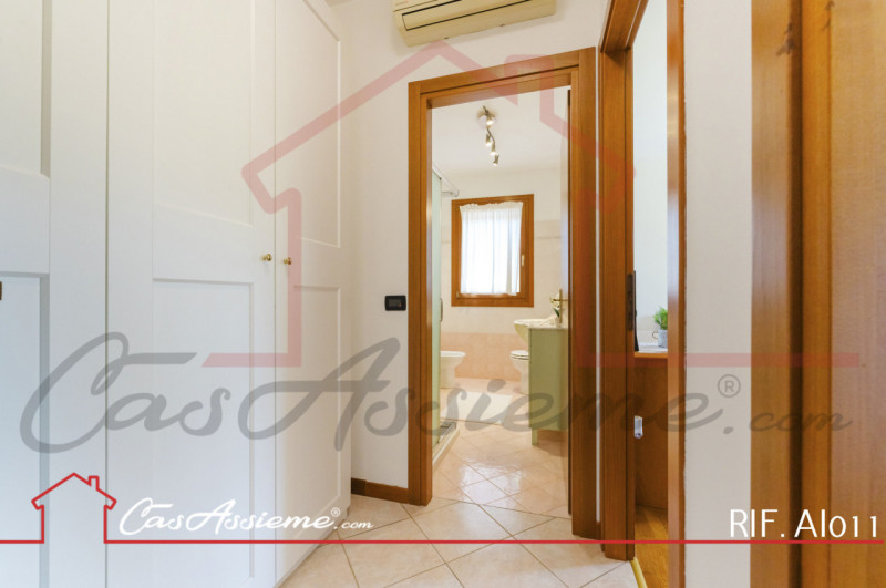 Rif. AI011
NOSTRA ESCLUSIVA - PRENOTA IL TUO OPEN HOUSE!
Nel cuore di Rossano Veneto, in un quart...