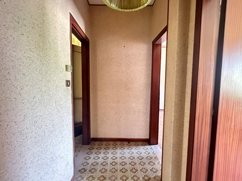 Nel ricercato Comune di Selvazzano Dentro situata in un contesto centrale e ben collegato, propon...
