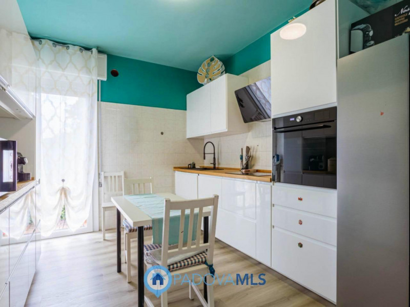 Immobile in esclusiva al Gruppo Padova MLS 

Arcella, San Bellino: appartamento in palazzina di s...