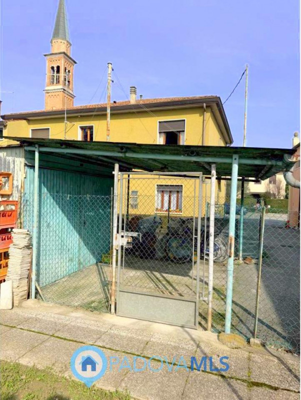 Immobile in esclusiva al Gruppo Padova MLS

Nel cuore del quartiere residenziale di Camin, a poch...