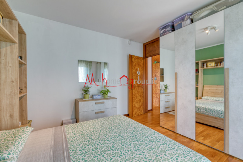 DUE CARRARE (RIF: A0106-R): Nel cuore di Due Carrare, in una zona tranquilla e ben servita, propo...