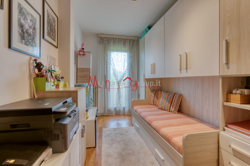 DUE CARRARE (RIF: A0106-R): Nel cuore di Due Carrare, in una zona tranquilla e ben servita, propo...