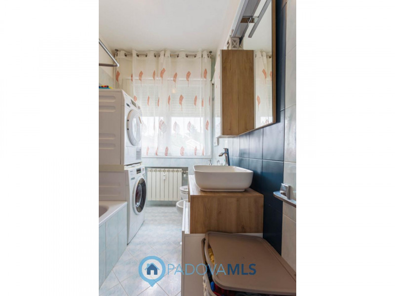 Immobile in esclusiva al Gruppo Padova MLS
Arcella, San Bellino: appartamento in palazzina di sol...