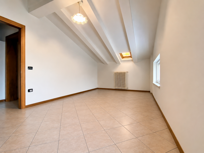 Scopri questa affascinante casa singola terratetto situata nel cuore di Villaverla, una località ...