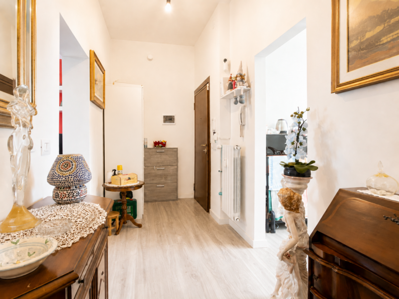 Nel cuore del quartiere di San Bortolo, una delle zone più richieste e apprezzate di Vicenza per ...