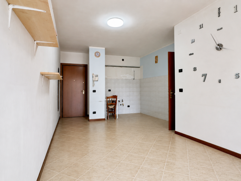 In tranquillo quartiere residenziale di Tencarola, proponiamo appartamento trilocale al piano ria...