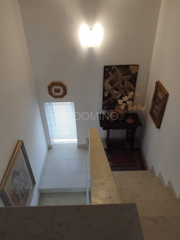 In centro a Fiesso D'artico, in zona tranquilla e residenziali comoda ai principali servizi, disp...