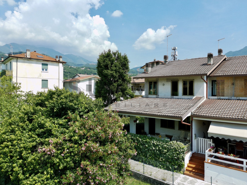 SCHIO – SS TRINITA’: interessante CASA A SCHIERA DI TESTA  completamente autonoma. Grande terrazz...