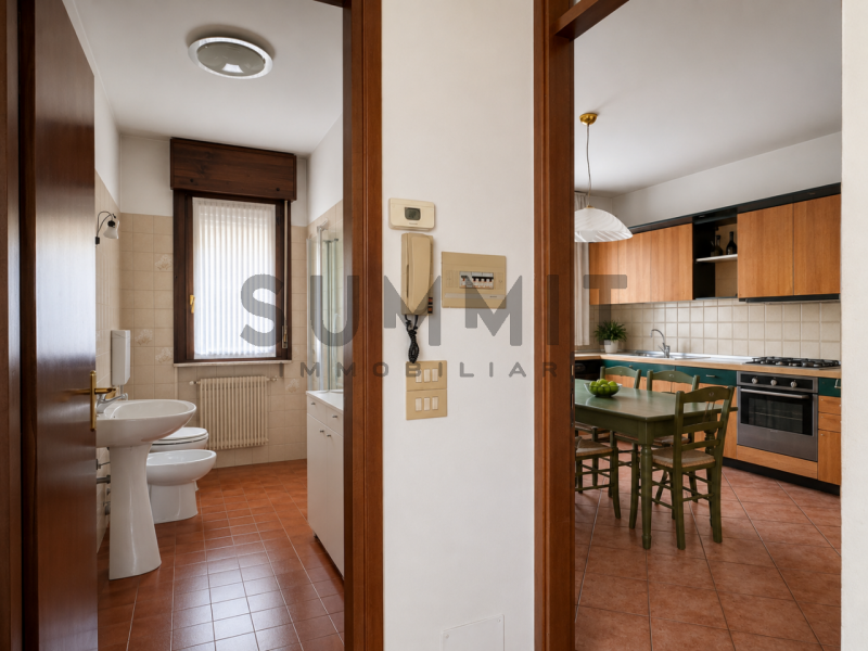 SCHIO – SS TRINITA’: interessante CASA A SCHIERA DI TESTA  completamente autonoma. Grande terrazz...
