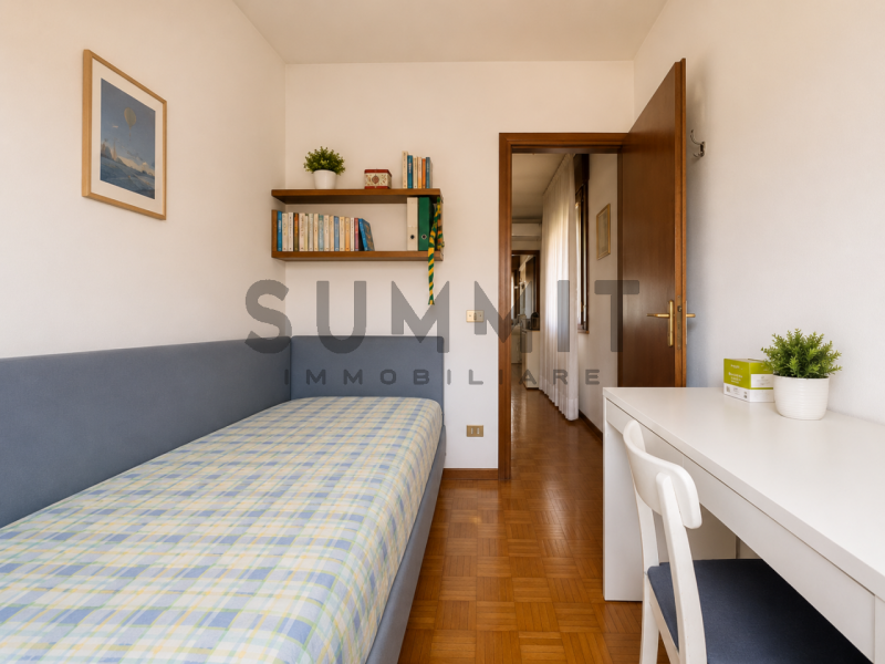 SCHIO – SS TRINITA’: interessante CASA A SCHIERA DI TESTA  completamente autonoma. Grande terrazz...