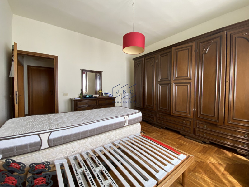 ODERZO - Treviso

Casa singola degli anni ’60 da ristrutturare. Situata in un contesto tranquillo...
