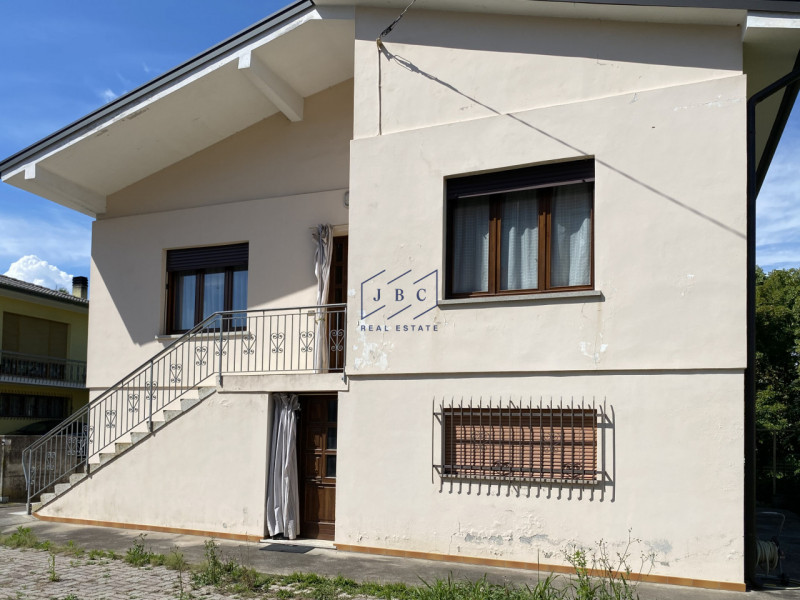 ODERZO - Treviso

Casa singola degli anni ’60 da ristrutturare. Situata in un contesto tranquillo...