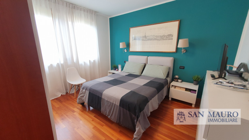 THIENE - Zona prossima al Centro: appartamento bicamere con due terrazzi, posto al secondo ed ult...