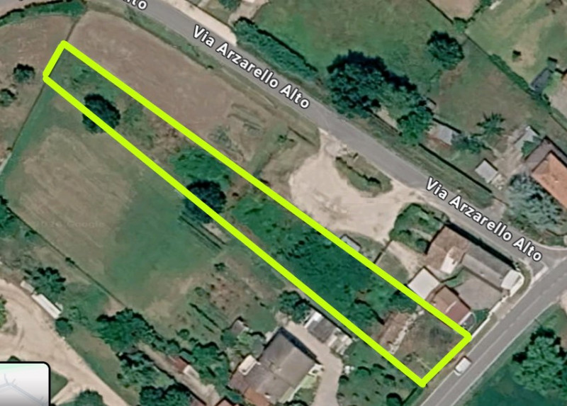 Proponiamo in vendita un rustico (rudere) da riattare con terreno agricolo, situato a Borgo Venet...
