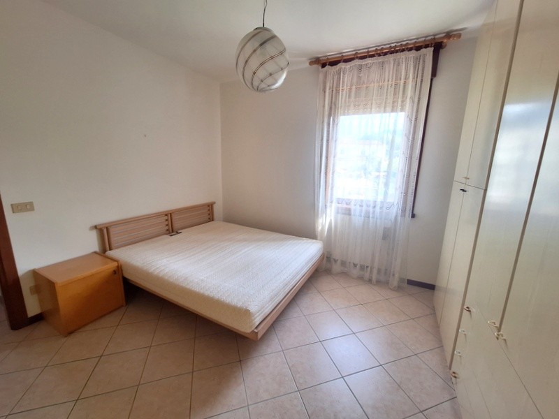 In palazzina dotata di ascensore, proponiamo luminoso appartamento composto da zona giorno con an...