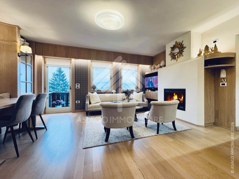 Asiago Immobiliare vi propone un’elegante e piacevole soluzione immobiliare: un bicamere recentem...
