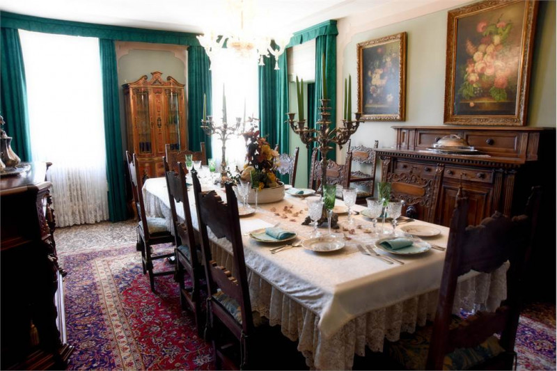 Rif. C355 (per info 338 9387816 Matteo – 340 2242606 Marco)

Immersa nel paesaggio suggestivo del...