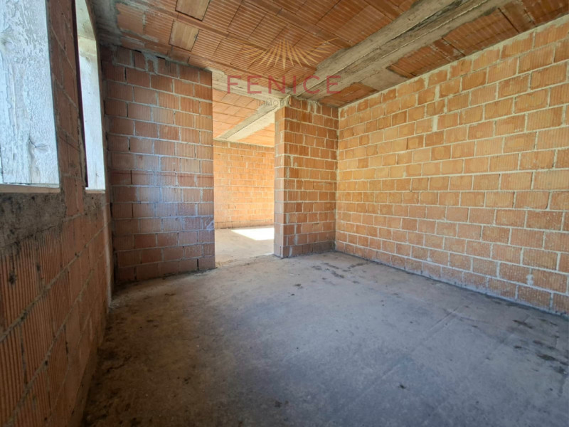 Immagina una casa indipendente dove il verde, la luce e la privacy diventano parte della tua quot...
