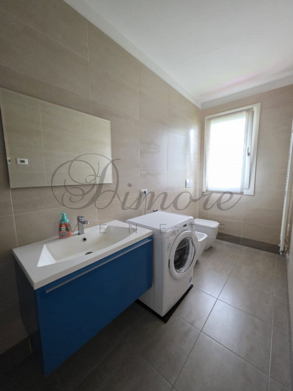 MASSANZAGO - SANDONO: APPARTAMENTO CON 3 CAMERE
In centro a San Dono di Massanzago, in ottimo qua...
