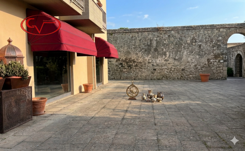 Negozio in Affitto