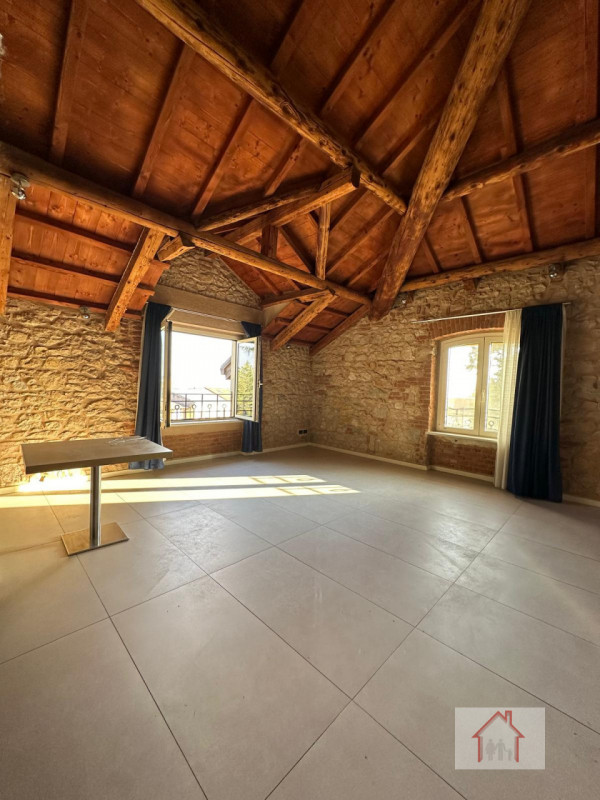 Rif: DV117
X Info - Denis: 340.254.07.85

Piovene Rocchette (VI)

Opportunità unica di investimen...