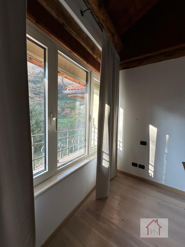 Rif: DV117
X Info - Denis: 340.254.07.85

Piovene Rocchette (VI)

Opportunità unica di investimen...