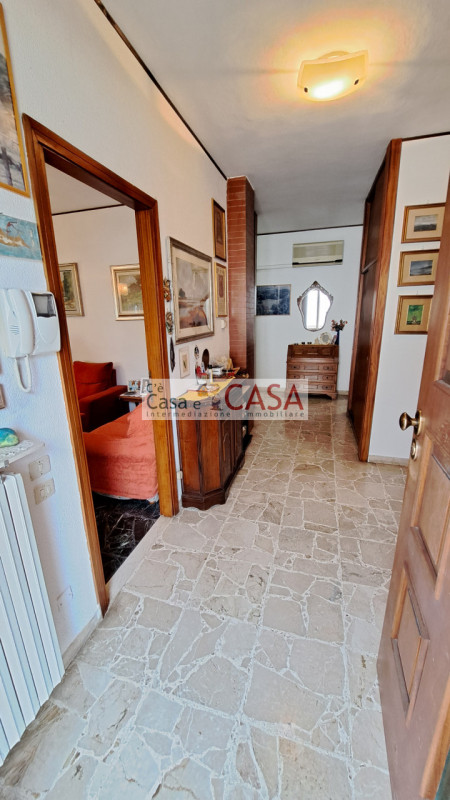 S. DOMENICO: Comoda a tutti i servizi e scuole, su lotto di circa 600mq, quartiere molto tranquil...