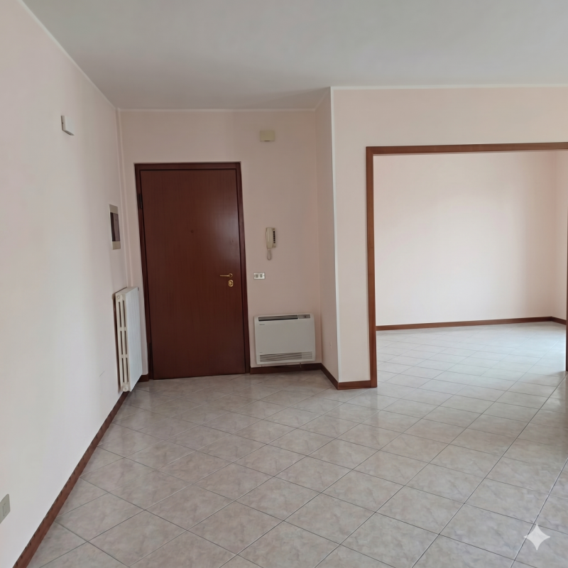 CASTELBALDO - In palazzina di sole 4 unità, appartamento al primo ed ultimo piano da arredare, co...