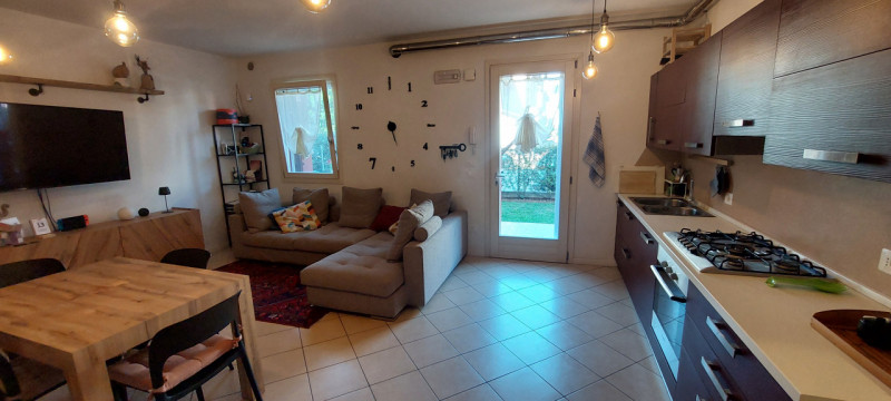 Vuoi la libertà di una Casa Indipendente e la comodità di un Appartamento?
Ecco per te un splendi...