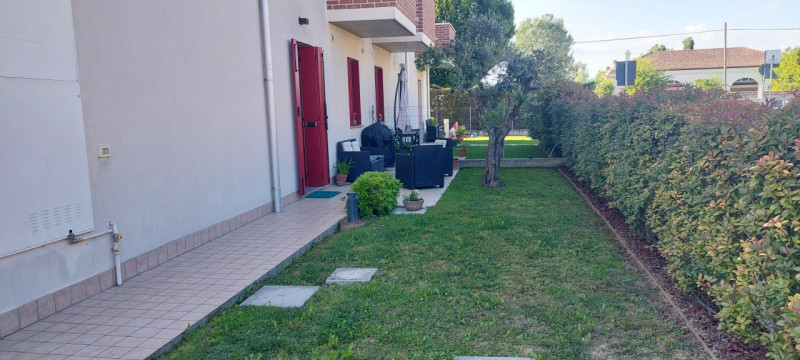 Vuoi la libertà di una Casa Indipendente e la comodità di un Appartamento?
Ecco per te un splendi...