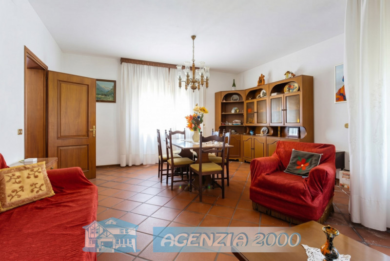 OCCASIONE IMPERDIBILE AD ARRE !!! BELLA PORZIONE DI BIFAMILIARE IN ORIZZONTALE DAI GRANDI SPAZI C...