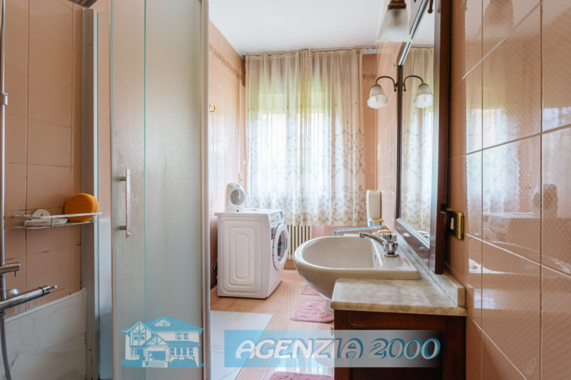 OCCASIONE IMPERDIBILE AD ARRE !!! BELLA PORZIONE DI BIFAMILIARE IN ORIZZONTALE DAI GRANDI SPAZI C...