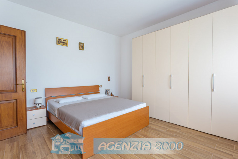 OCCASIONE IMPERDIBILE AD ARRE !!! BELLA PORZIONE DI BIFAMILIARE IN ORIZZONTALE DAI GRANDI SPAZI C...
