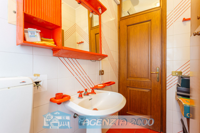 OCCASIONE IMPERDIBILE AD ARRE !!! BELLA PORZIONE DI BIFAMILIARE IN ORIZZONTALE DAI GRANDI SPAZI C...
