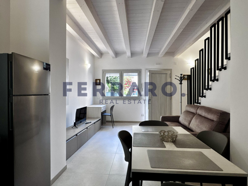 Treviso, zona Sant'Antonino, Codice YA8

Proponiamo in affitto moderno appartamento disposto su d...