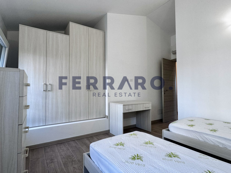 Treviso, zona Sant'Antonino, Codice YA8

Proponiamo in affitto moderno appartamento disposto su d...