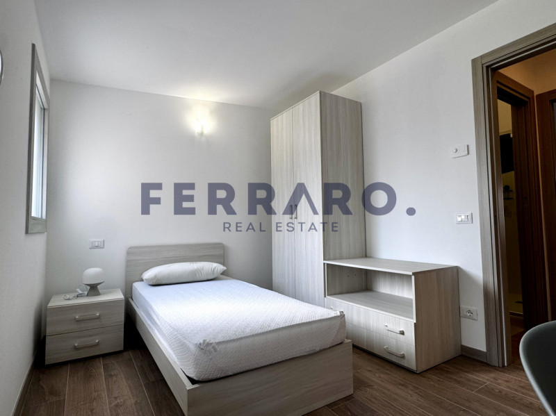 Treviso, zona Sant'Antonino, Codice YA8

Proponiamo in affitto moderno appartamento disposto su d...