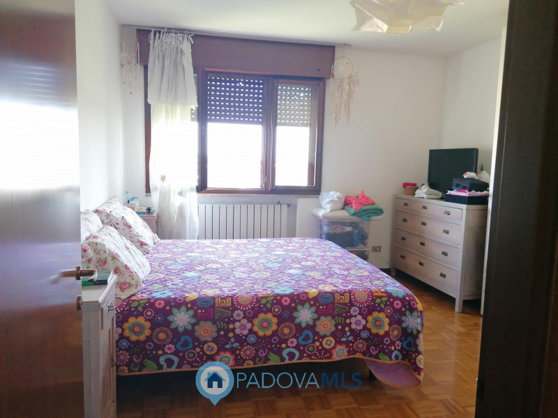 VIGODARZERE - In zona residenziale, comoda a tutti i servizi e dotata di ampi spazi verdi attrezz...