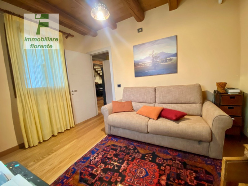 Nel cuore di Pontevigodarzere, una delle zone residenziali più richieste e ben servite di Padova,...