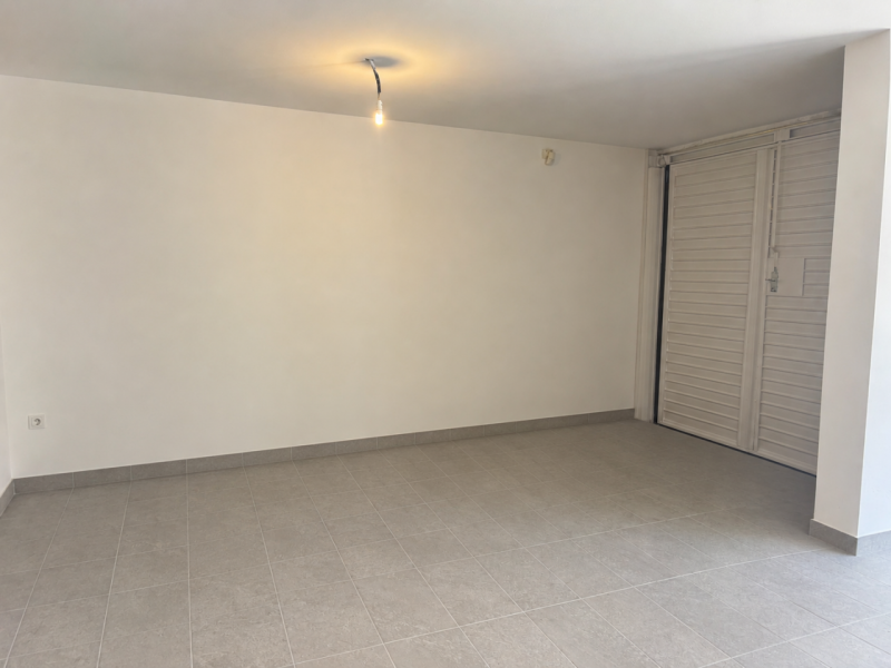 In posizione centrale e strategica a Villafranca Padovana, all’interno di un contesto residenzial...