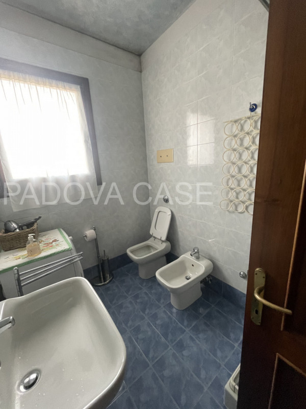 Scopri un'opportunità unica nel cuore di Padova! In una delle zone più prestigiose e ricercate de...