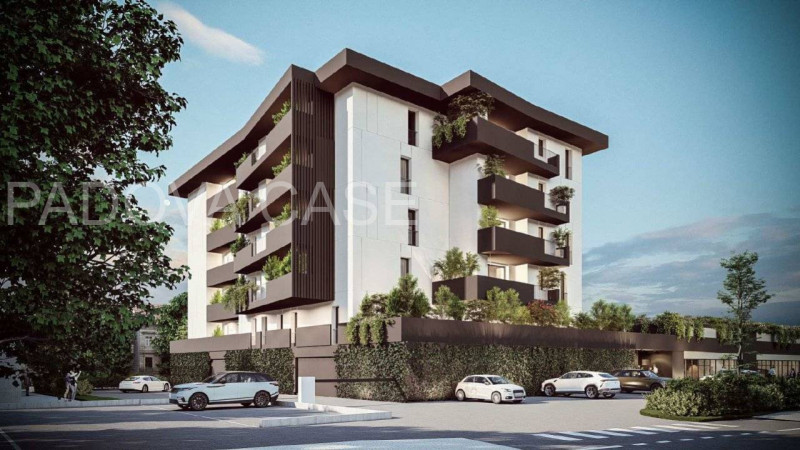 PORTA TRENTO - SAVONAROLA 


nuovo attico con 4 camere  €.650.000

zona giorno circa 55 mq terraz...