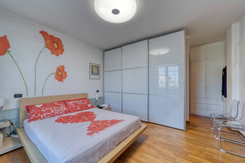 Nel cuore della tranquilla zona residenziale di Feriole/Montecchia, proponiamo in vendita una spl...