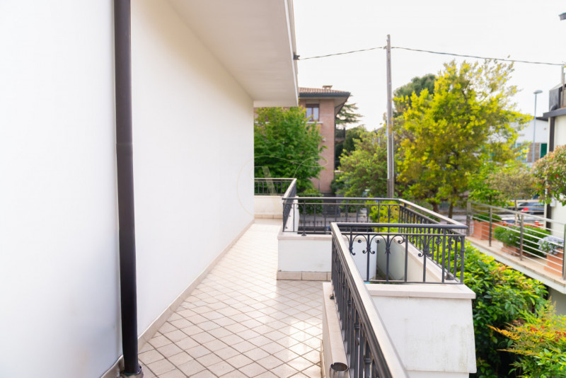 Questa villa indipendente non è semplicemente una dimora di lusso: è, per dimensioni, architettur...