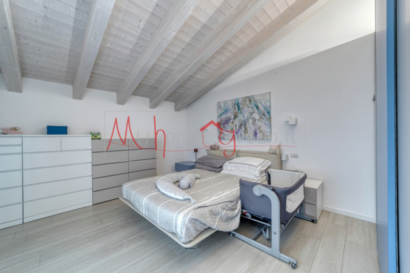 POLVERARA (rif:A2205-R): Nel cuore del quartiere, proponiamo un esclusivo appartamento quadriloca...