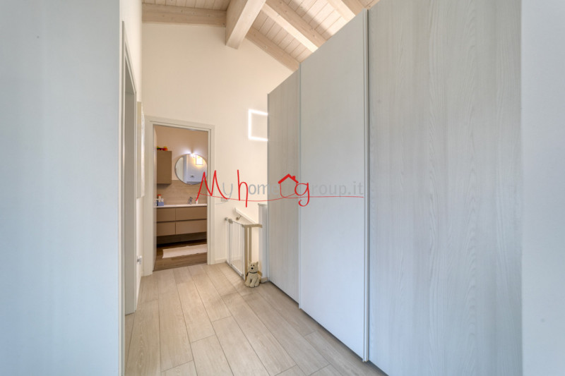 POLVERARA (rif:A2205-R): Nel cuore del quartiere, proponiamo un esclusivo appartamento quadriloca...