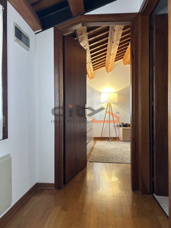 Disponibile da agosto 2026 -  Bassano del Grappa - centro storico - proponiamo MINI APPARTAMENTO ...