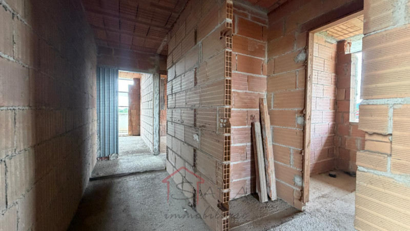 Sara Immobiliare propone in vendita un immobile composto da quattro unità immobiliari indipendent...