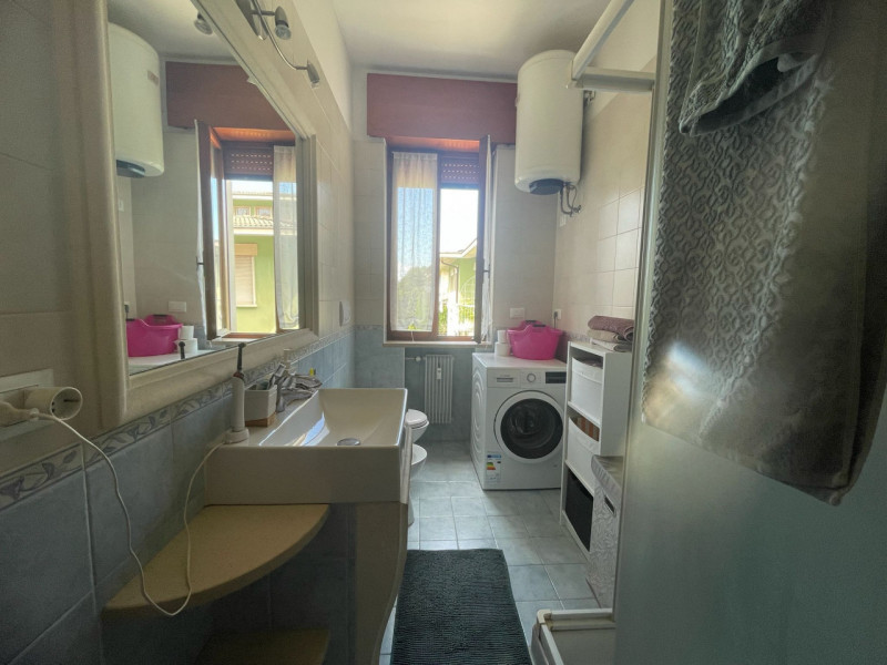 UBICAZIONE E CONTESTO
Proponiamo in affitto un grazioso bilocale situato in zona Villaggio del So...