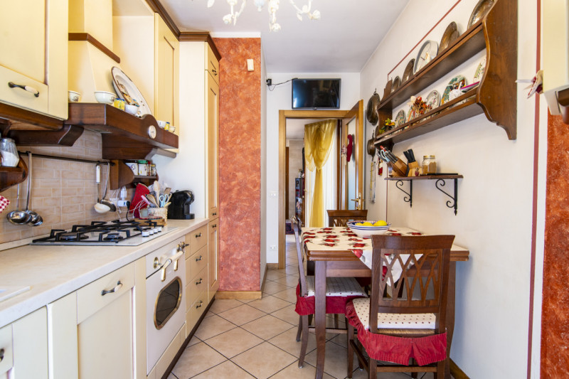 Scoprite la vostra nuova casa ideale nella tranquilla e ricercata zona di Cavino, nel comune di S...